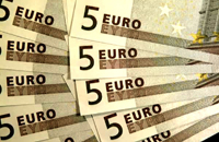 Aufnahme von 5  Euro Scheinen 